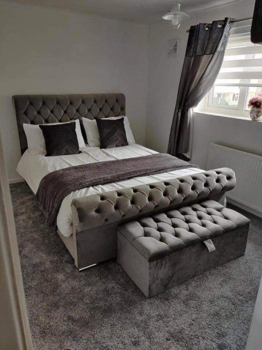 Chesterfield Style Bed – Classic Custom Bed - Image 2